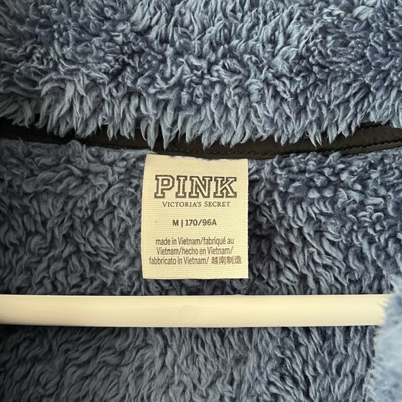 Victoria Secret PINK Blue Teddy/Sherpa 1/4 Zip Pullover Size Medium - Picture 5 of 5